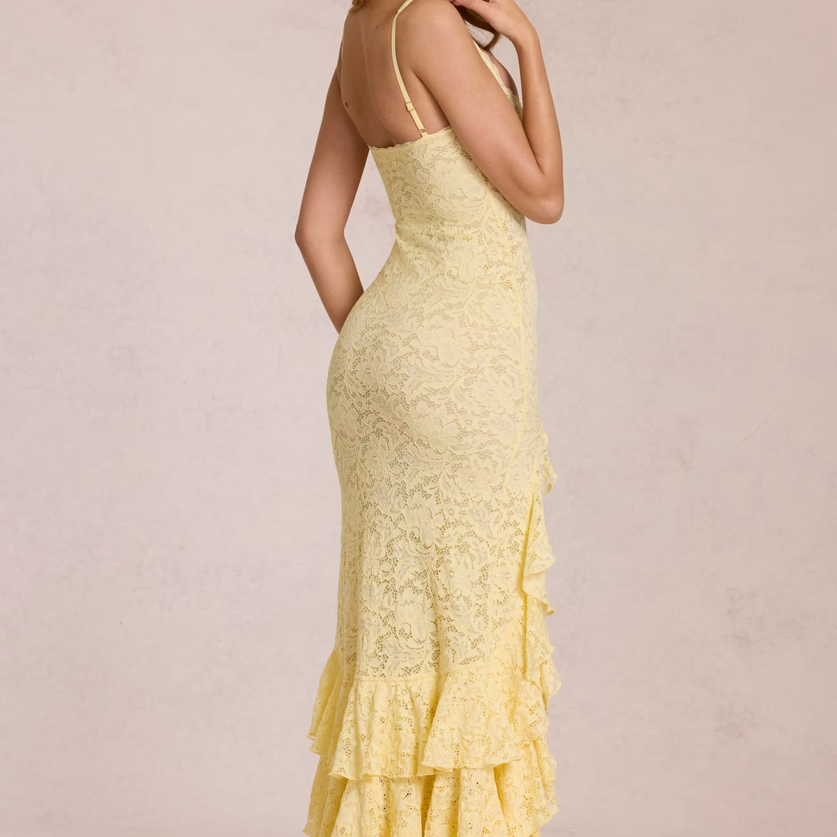 Long dress with lace ruffles